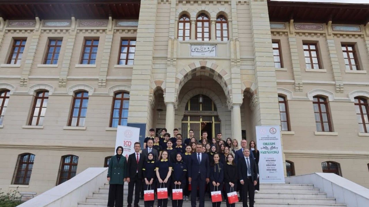 İnebolulu öğrenciler Kastamonu’yu keşfetti