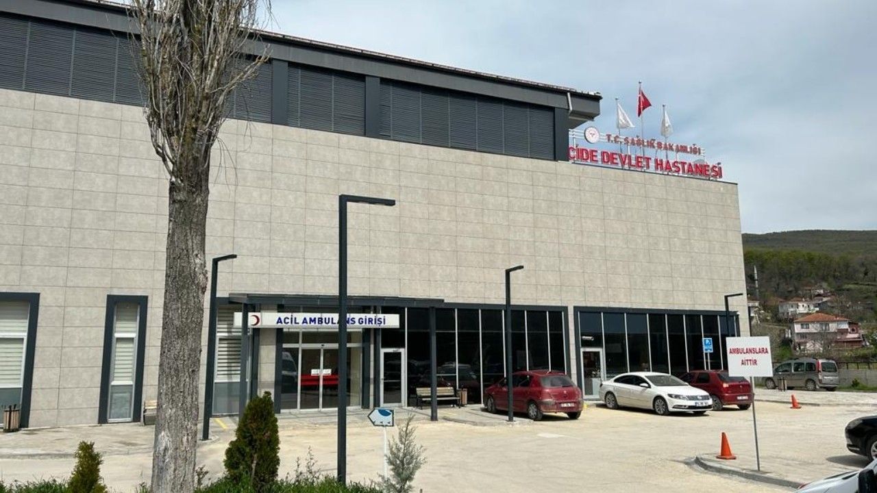 Cide Devlet Hastanesine yeni atama: Uzman doktor göreve başladı