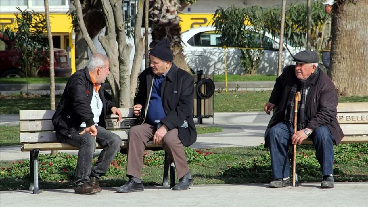 81 ilde yaşlılar yürüyecek