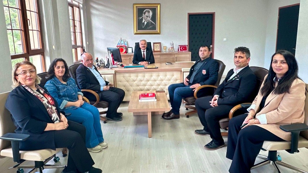 Şehit ailelerinden İl Müdürü Köksalan’a ziyaret