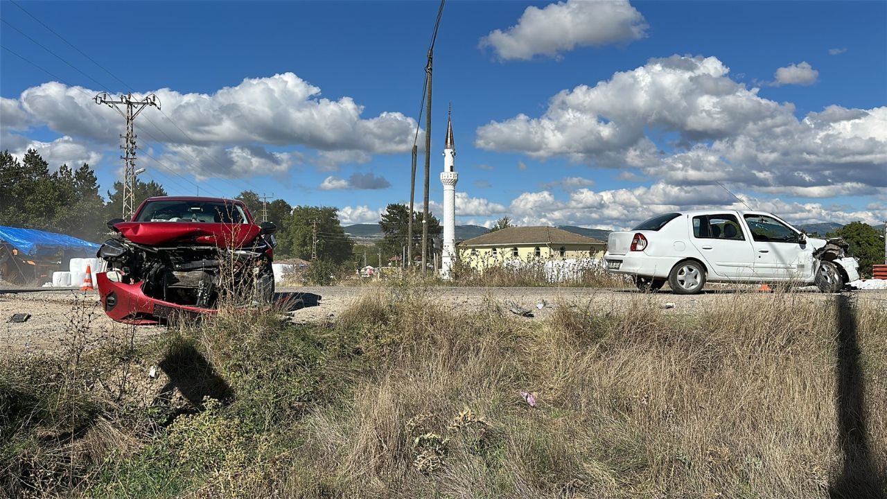 Kastamonu-Daday yolunda kaza: 3 yaralı!