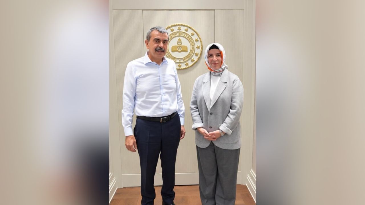 Başkan Oyar, Bakan Tekin ile bir araya geldi: Gündem Abana!