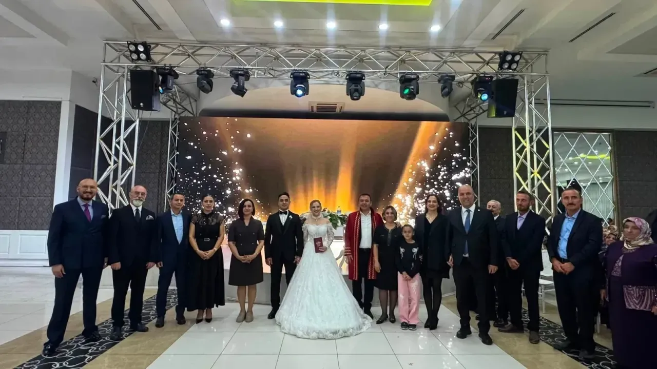 Başkanı’nın mutluluğuna ortak oldular: Nikahı Baltacı kıydı!