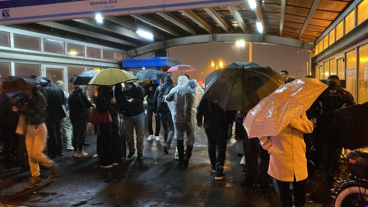 Megakent sular altında!