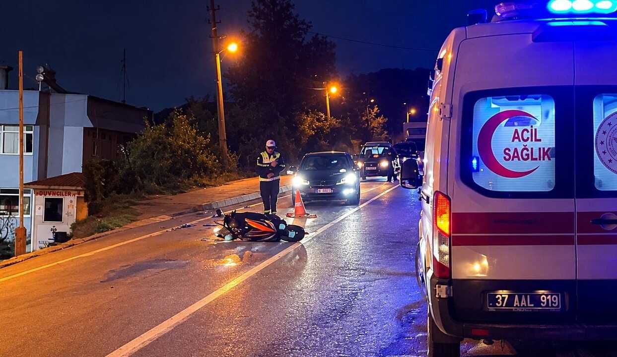 Otomobil motosiklete çarptı: 1 yaralı