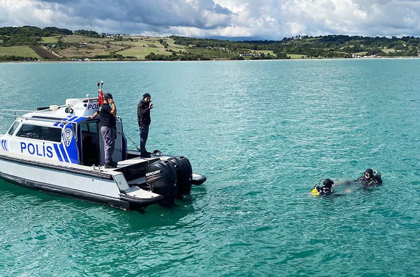 Tekne kazasında kaybolan polisin cansız bedeni bulundu