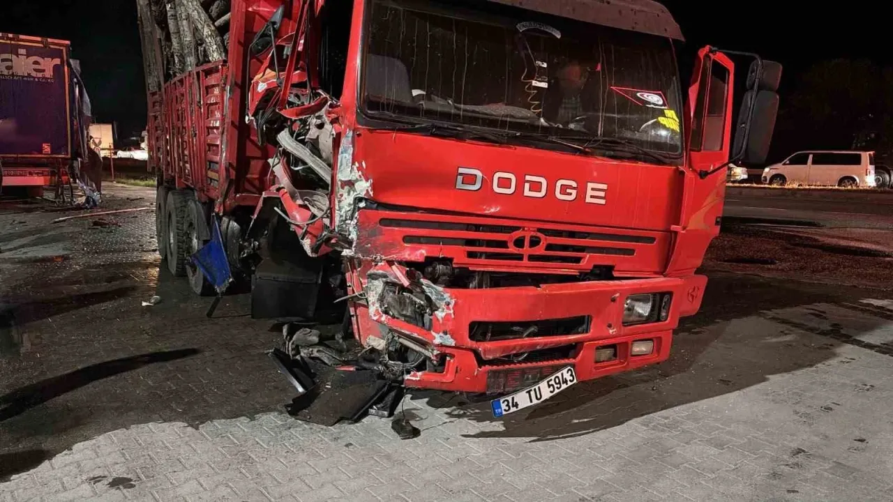 Zincirleme trafik kazası: 3 yaralı
