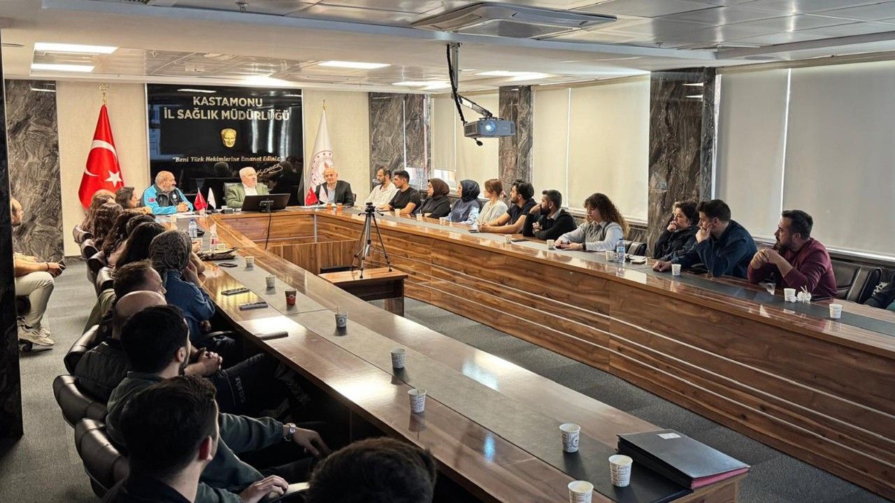 Acil sağlık hizmetleri değerlendirildi