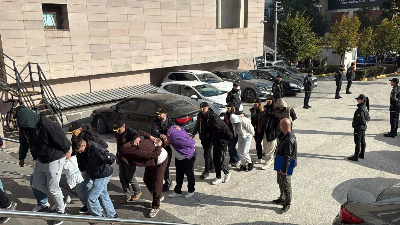 Kastamonu'nun da aralarında bulunduğu 5 ilde fuhuş operasyonu!