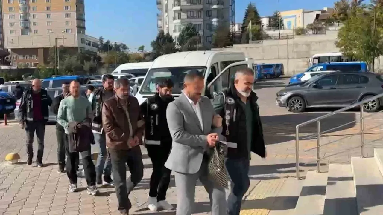 Pavyon soruşturmasında rüşvet skandalı belediyeye de sıçradı