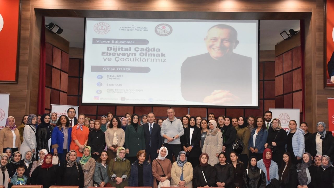 Kastamonu’da velilere dijital çağda ebeveynlik anlatıldı