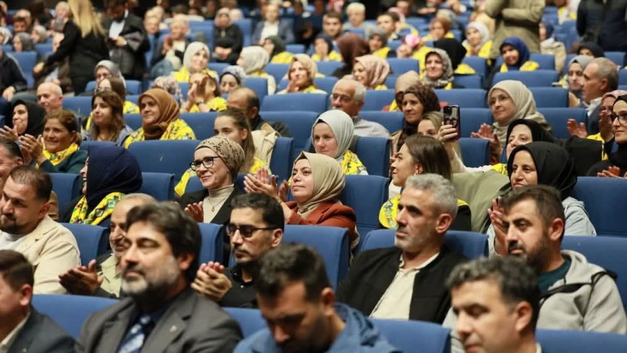 Kastamonuluların yoğun ilgi gösterdiği kongrede sonuç belli oldu!