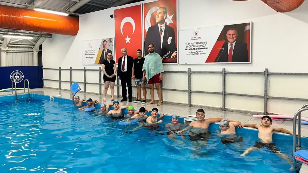 Başkan Taşkan’dan genç sporculara ziyaret...