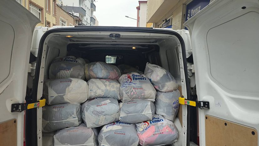 Kastamonu'da 29 aileye giyim yardımı yapıldı