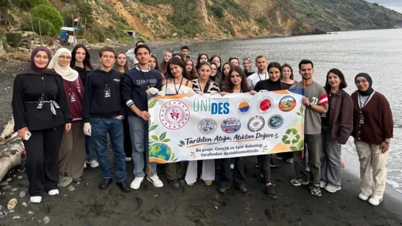 İki üniversitenin öğrencileri Sinop'taki projede buluştu
