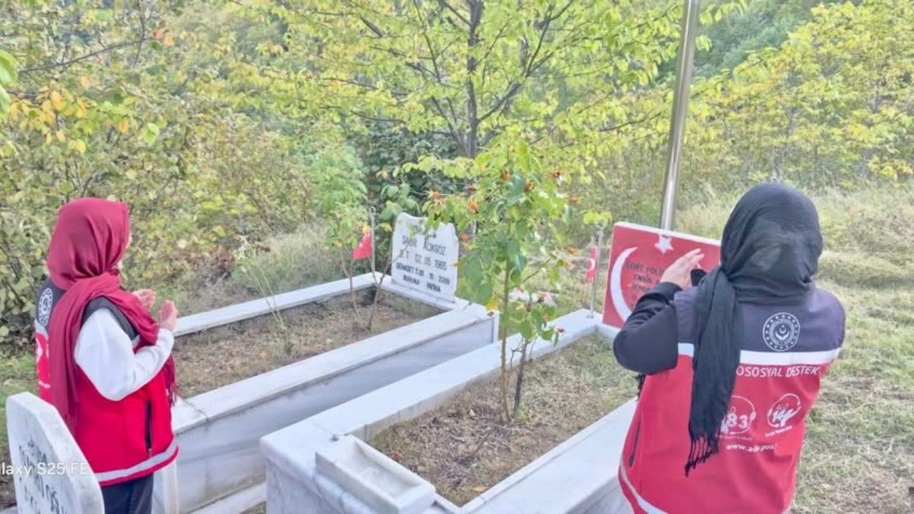 Kardeşlerinin yanında şehit düştü: Dualarla anıldı