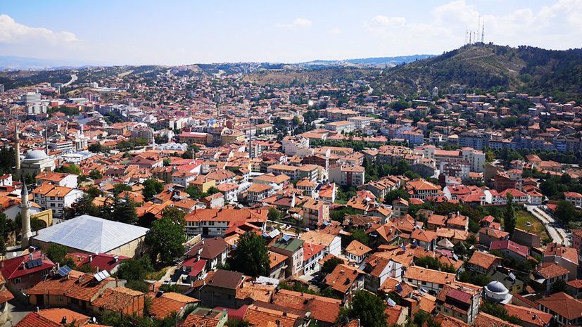 Uluay, Kastamonu’nun sorun ve taleplerini bakanlara iletiyor
